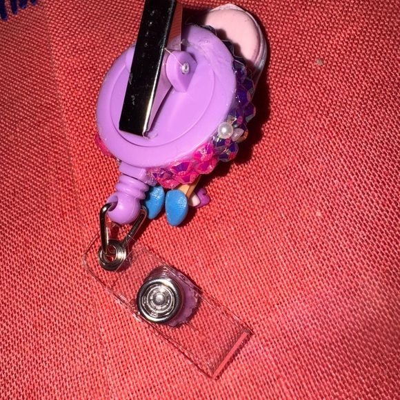 Colorful Character Key Holder - Picture 5 of 6